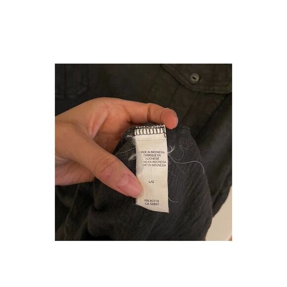 Lucky Brand Men’s Polos Large Set Of 2 Short Sleeve Shirts Gray Burgundy Pockets - Picture 9 of 10